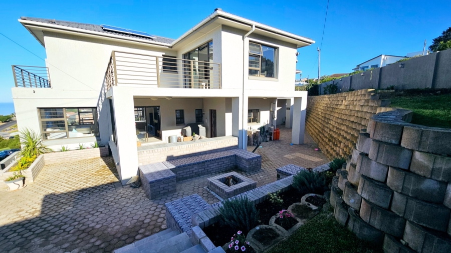 5 Bedroom Property for Sale in Dana Bay Western Cape